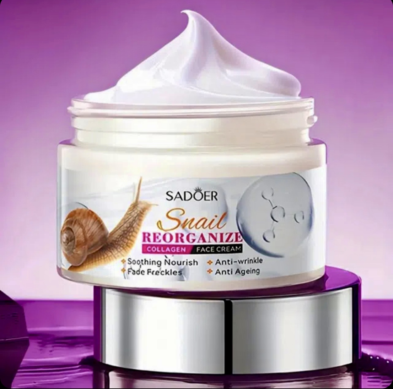 کرم جوانساز سادور حاوی عصاره حلزون و کلاژن وزن 50 گرم